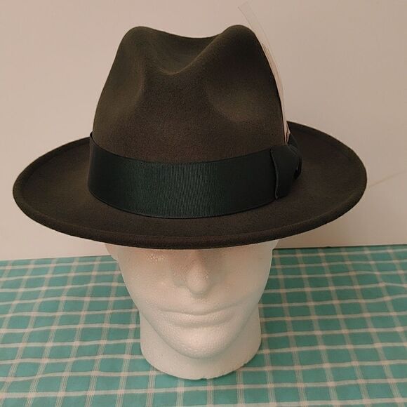 MEN'S MONTIQUE HUNTER GREEN LIGHT FELT 2 1/2" WIDE BRIM PINCH FEDORA HAT. H60 - Picture 1 of 8